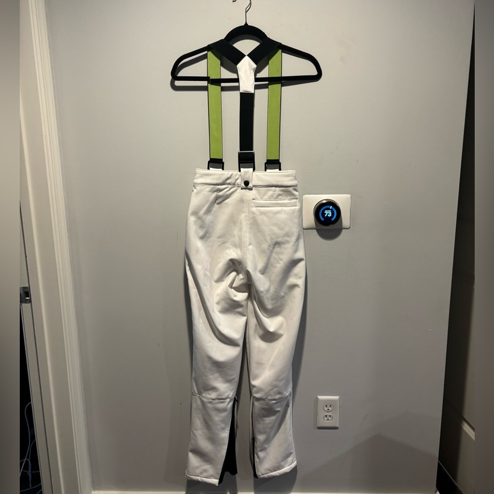 White Ski pants